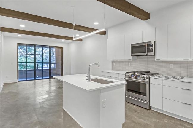 UNIT-207 - 346 Peters St Sw, Condo with 1 bedrooms, 2 bathrooms and 1 parking in Atlanta GA | Image 6