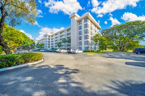 609-2901 S Palm Aire Dr, Pompano Beach, FL, 33069-4275 | Card Image