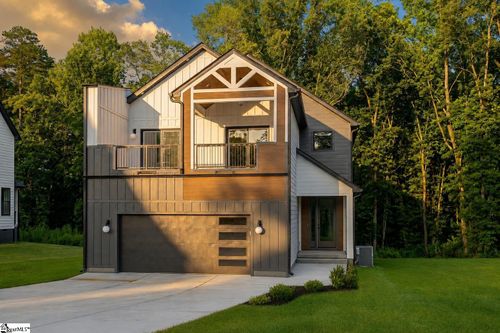 6 Mckinley Dr, Greenville, SC, 29611-4160 | Card Image