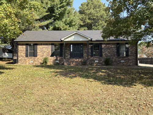 902 Brenda Dr, Pulaski, TN, 38478-4901 | Card Image