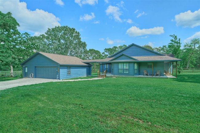 27548 Log Cabin Rd N, House other with 4 bedrooms, 2 bathrooms and 2 parking in Montgomery TX | Image 6