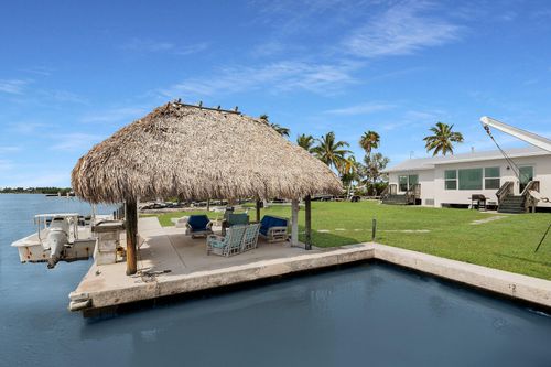 1709 Sunrise Dr, Big Pine Key, FL, 33043-5008 | Card Image