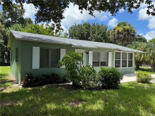 645 40th Ave, Vero Beach, FL, 32968-1143 | Card Image
