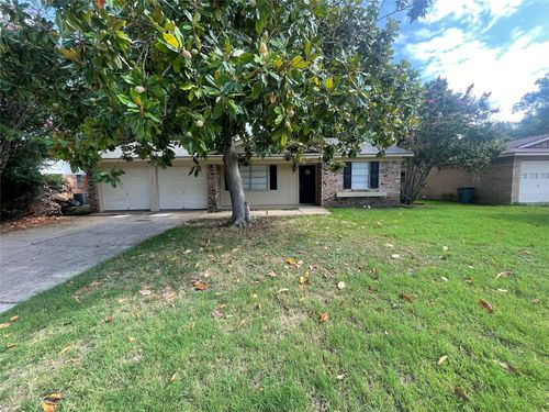 1209 Darlene Ln, Arlington, TX, 76010-5815 | Card Image