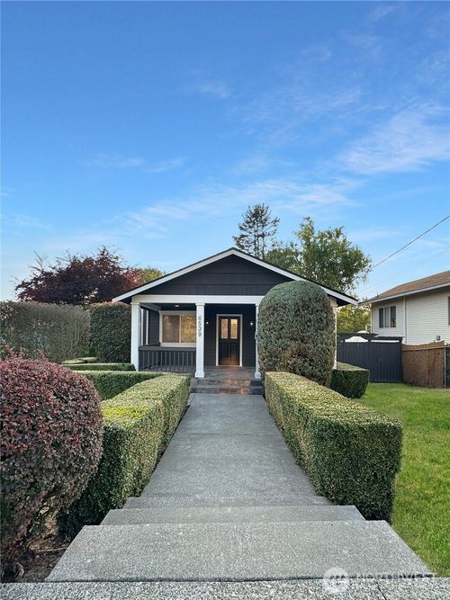 6539 51st Ave S, Seattle, WA, 98118-3319 | Card Image