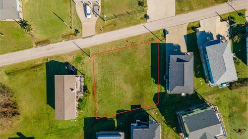 929 Eastview, Crystal Beach, TX, 77650-3606 | Card Image