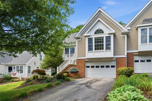 109 Horseshoe Cir E, Canonsburg, PA, 15317-5022 | Card Image