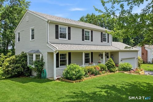 15 Ferry View Dr, Gales Ferry, CT, 06335-1509 | Card Image
