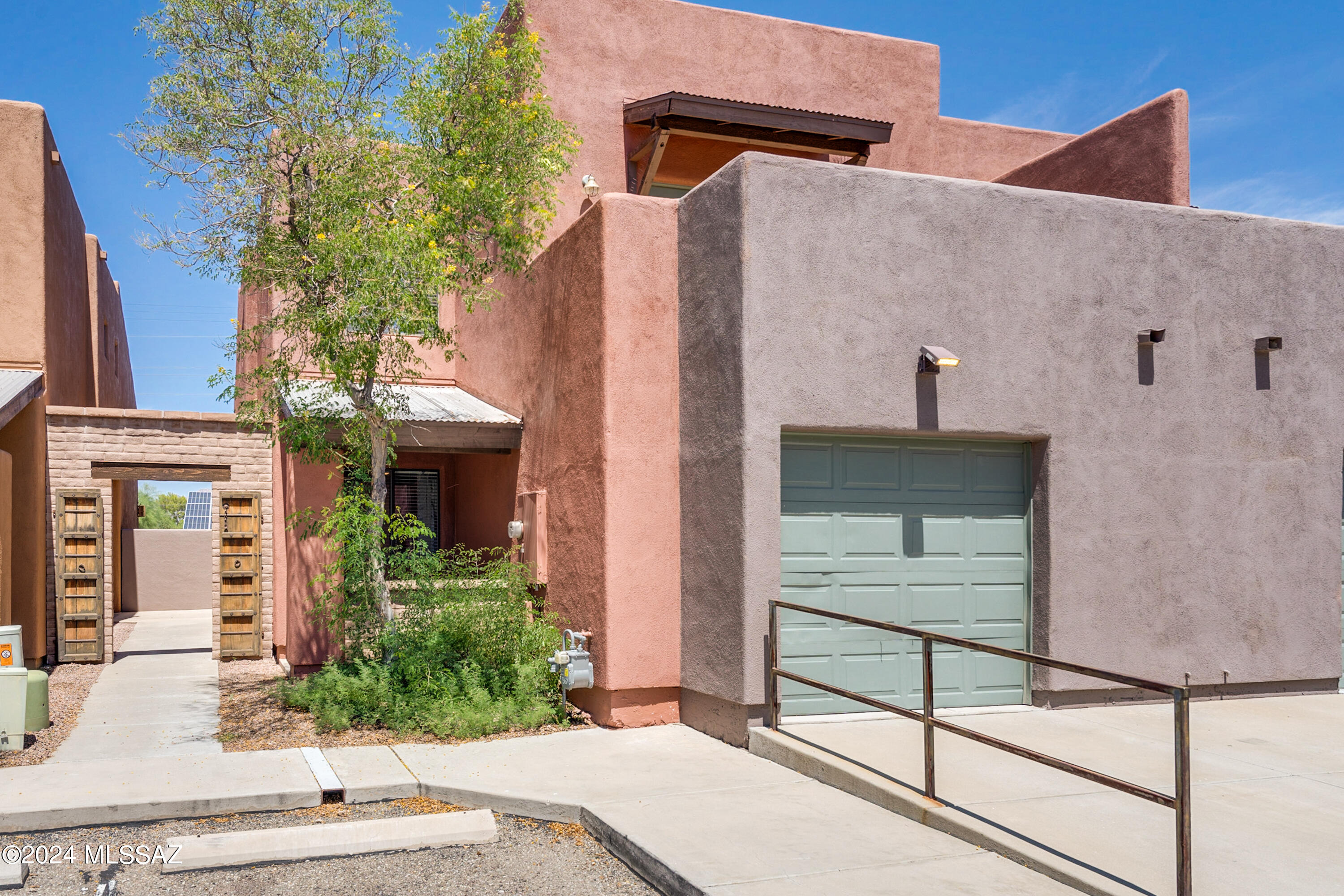 Olsen Ave, Tucson, AZ 85719