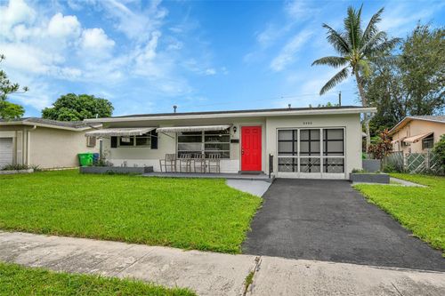 8360 Nw 26th St, Sunrise, FL, 33322-2908 | Card Image