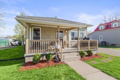 526 W Chillicothe Avenue, Bellefontaine, OH, 43311 | Card Image