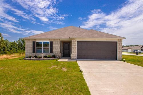 8001 White Spruce Trl, Bauxite, AR, 72011-8804 | Card Image