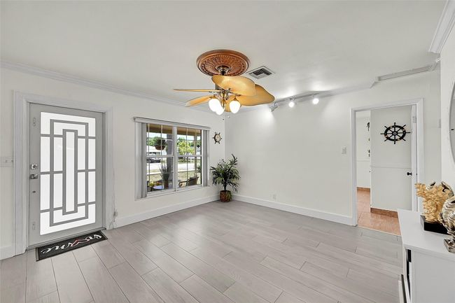 230 Nw 52 Nd Ct, House other with 2 bedrooms, 1 bathrooms and null parking in Fort Lauderdale FL | Image 7