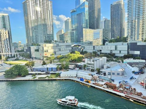 apt-1503-92 Sw 3rd St, Miami, FL, 33130-3077 | Card Image