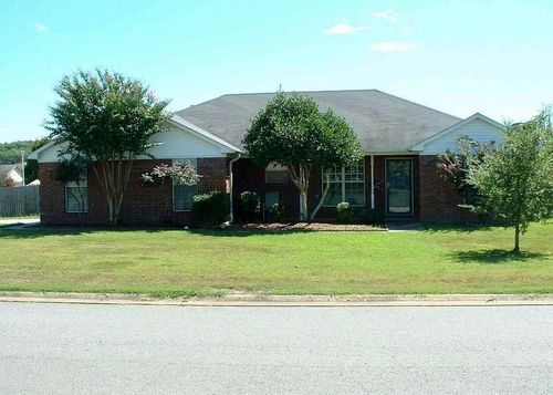 2705 Makenzie Dr, Conway, AR, 72034-8710 | Card Image