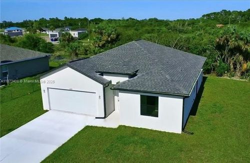 8007 Vega Ct, Labelle, FL, 33935-5795 | Card Image