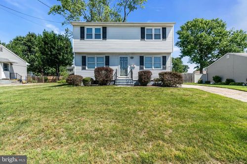 74 Englewood Boulevard, Hamilton, NJ, 08610 | Card Image