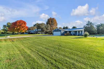 9043 Buckhorn Lane, House other with 3 bedrooms, 2 bathrooms and null parking in Brighton MI | Image 2