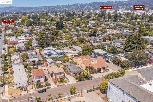 1515 Derby St, Condo with 2 bedrooms, 1 bathrooms and null parking in Berkeley CA | Image 16