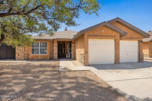 835 Sun City Park Ct, El Paso, TX, 79932-1488 | Card Image