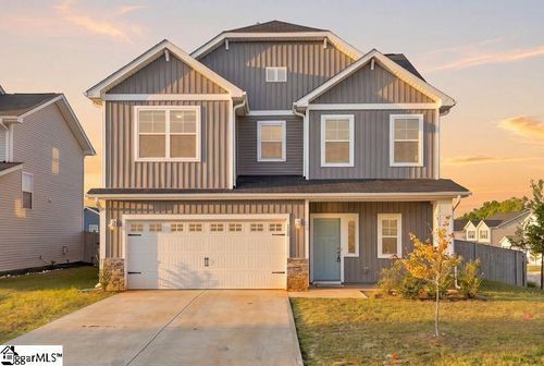 100 White Dutch Ln, Greenville, SC, 29607-4981 | Card Image