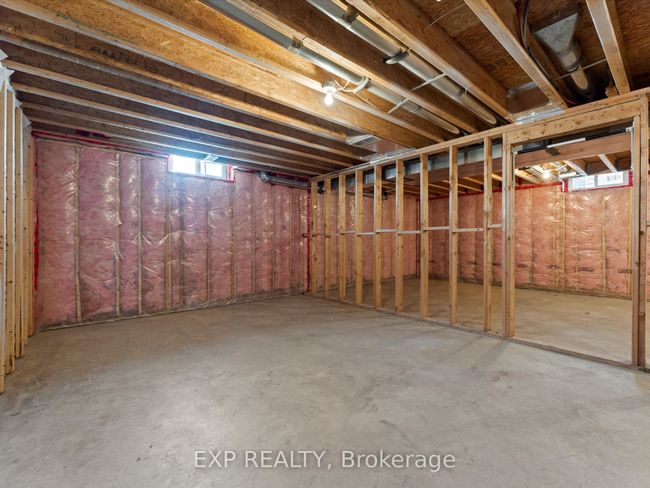 2540 Pillette Rd, House attached with 2 bedrooms, 2 bathrooms and 2 parking in Windsor ON | Image 24