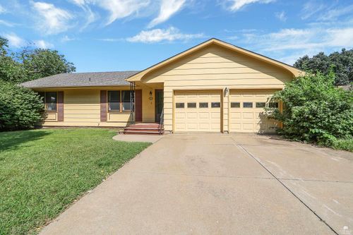 2912 Roma Ter, Manhattan, KS, 66502-2036 | Card Image