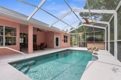 9001 Helene Way, House other with 3 bedrooms, 2 bathrooms and null parking in Weeki Wachee FL | Image 2