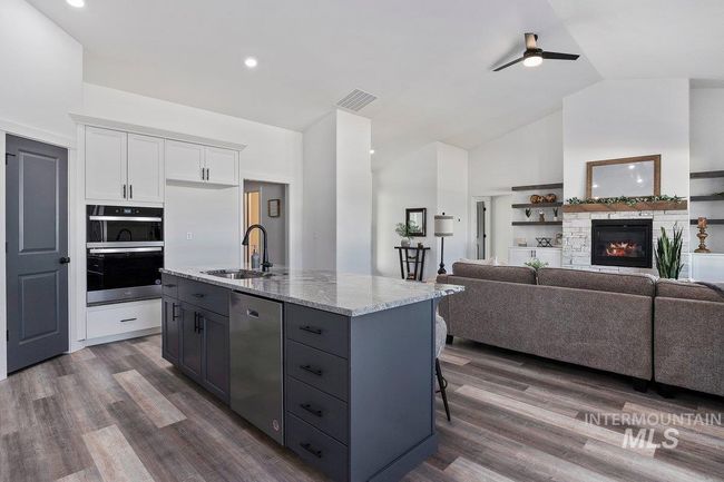 1409 S Alder St, House other with 4 bedrooms, 3 bathrooms and 3 parking in Jerome ID | Image 14