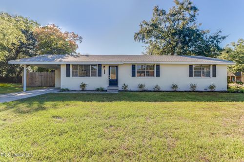 406 Klondyke Rd, Long Beach, MS, 39560-4612 | Card Image