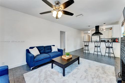 1-107 Sw 2nd St, Dania Beach, FL, 33004 | Card Image