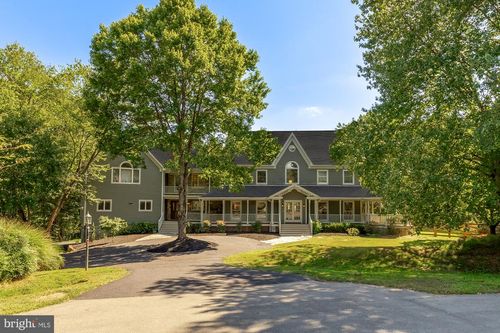 14503 Falling Leaf Ct, DARNESTOWN, MD, 20878-3933 | Card Image