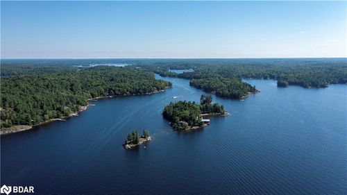 B 721 Galt Island, Archipelago, ON, P2A2X4 | Card Image