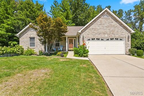 55 Treeshade Ct, Saint Peters, MO, 63376-3845 | Card Image
