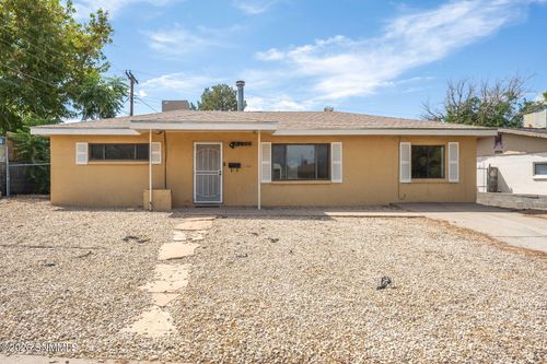2030 Chilton Dr, Las Cruces, NM, 88001-5212 | Card Image