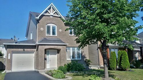 2211 Esprit Dr, Orléans, ON, K4A4Z1 | Card Image