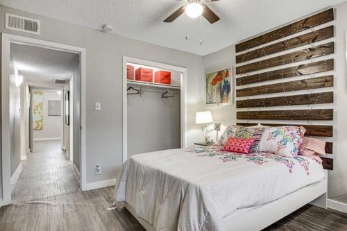 2009-2101 Burton Drive, Austin, TX, 78741 | Card Image