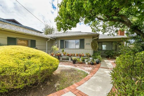 2552 Deerpark Dr, San Diego, CA, 92110 | Card Image