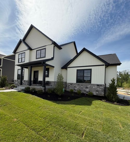 2230 Redwood Ln, Chesterton, IN, 46304-0325 | Card Image