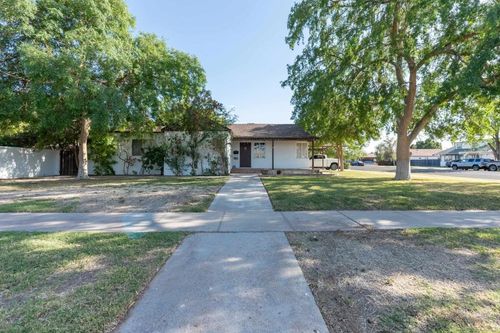 236 W 7th St, Holtville, CA, 92250-1130 | Card Image
