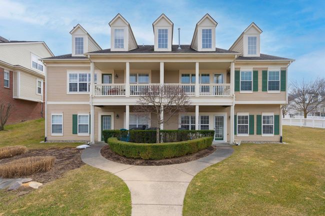 731 E Bluff Ct, Condo with 3 bedrooms, 4 bathrooms and null parking in Rochester Hills MI | Image 6
