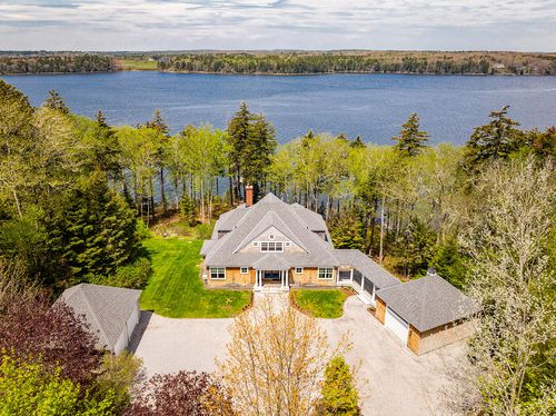 127 Treasure Point Rd, Saint George, ME, 04860-4854 | Card Image