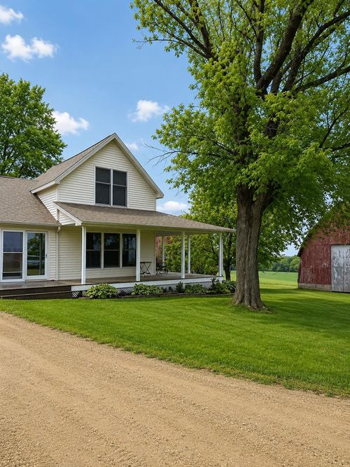8734 W County G Road, WONEWOC, WI, 53968 | Card Image