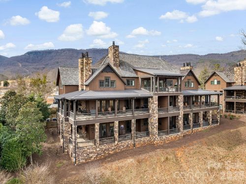 b301-305 Clubhouse Ln, Mill Spring, NC, 28756-0613 | Card Image