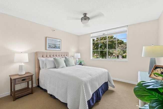 APT-206 - 127 Yacht Club Way, Condo with 2 bedrooms, 2 bathrooms and null parking in Hypoluxo FL | Image 16
