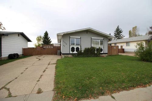 11214 96 St, Grande Prairie, AB, T8V2A4 | Card Image