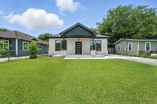4343 Highland St, Lancaster, TX, 75134-1421 | Card Image