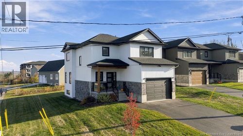 5 Viewpoint Cres, Fredericton, NB, E3B5G9 | Card Image