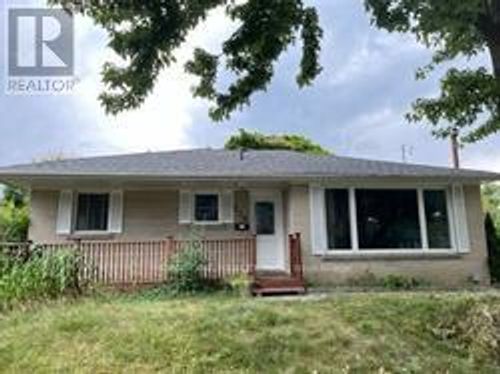 {{alt}} | Card Image