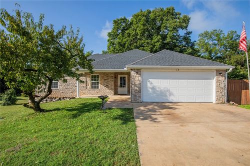 13 Hillswick Dr, Bella Vista, AR, 72715-5706 | Card Image